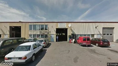 Industrilokaler till försäljning i Lundby - Bild från Google Street View