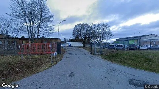 Lagerlokaler att hyra i Upplands Väsby - Bild från Google Street View