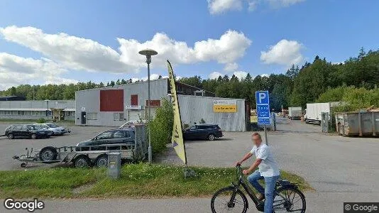 Industrilokaler till försäljning i Södertälje - Bild från Google Street View