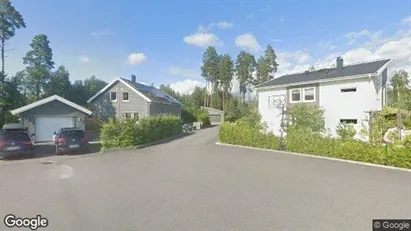 Lagerlokaler till försäljning i Örebro - Bild från Google Street View