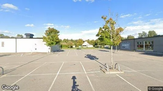 Fastighetsmarker till försäljning i Vingåker - Bild från Google Street View