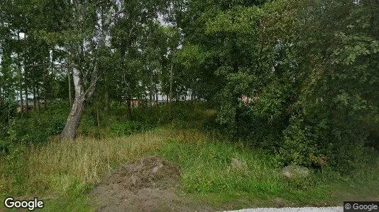 Fastighetsmarker till försäljning i Vingåker - Bild från Google Street View