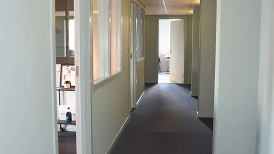 Office spaces for rent in Täby - photo 1